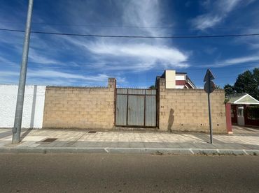 Terreno residenziale in vendita a Calle San Pedro Del Castro 39