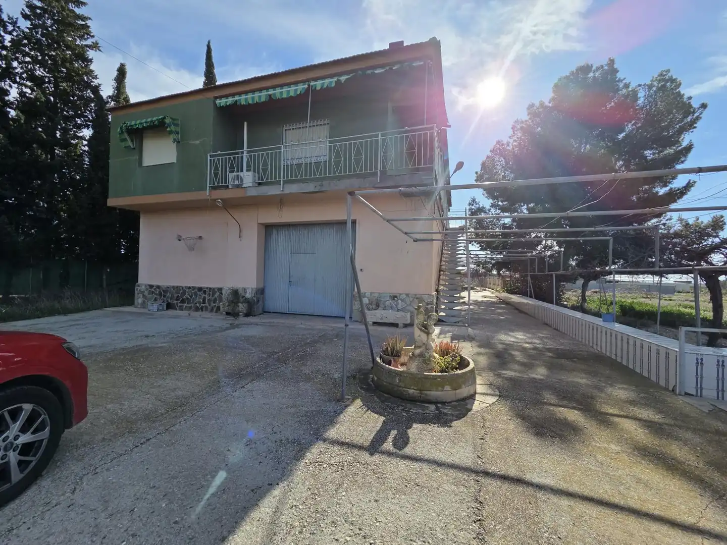 Vista exterior de Casa o xalet en venda en Molina de Segura amb Aire condicionat, Jardí privat i Balcó