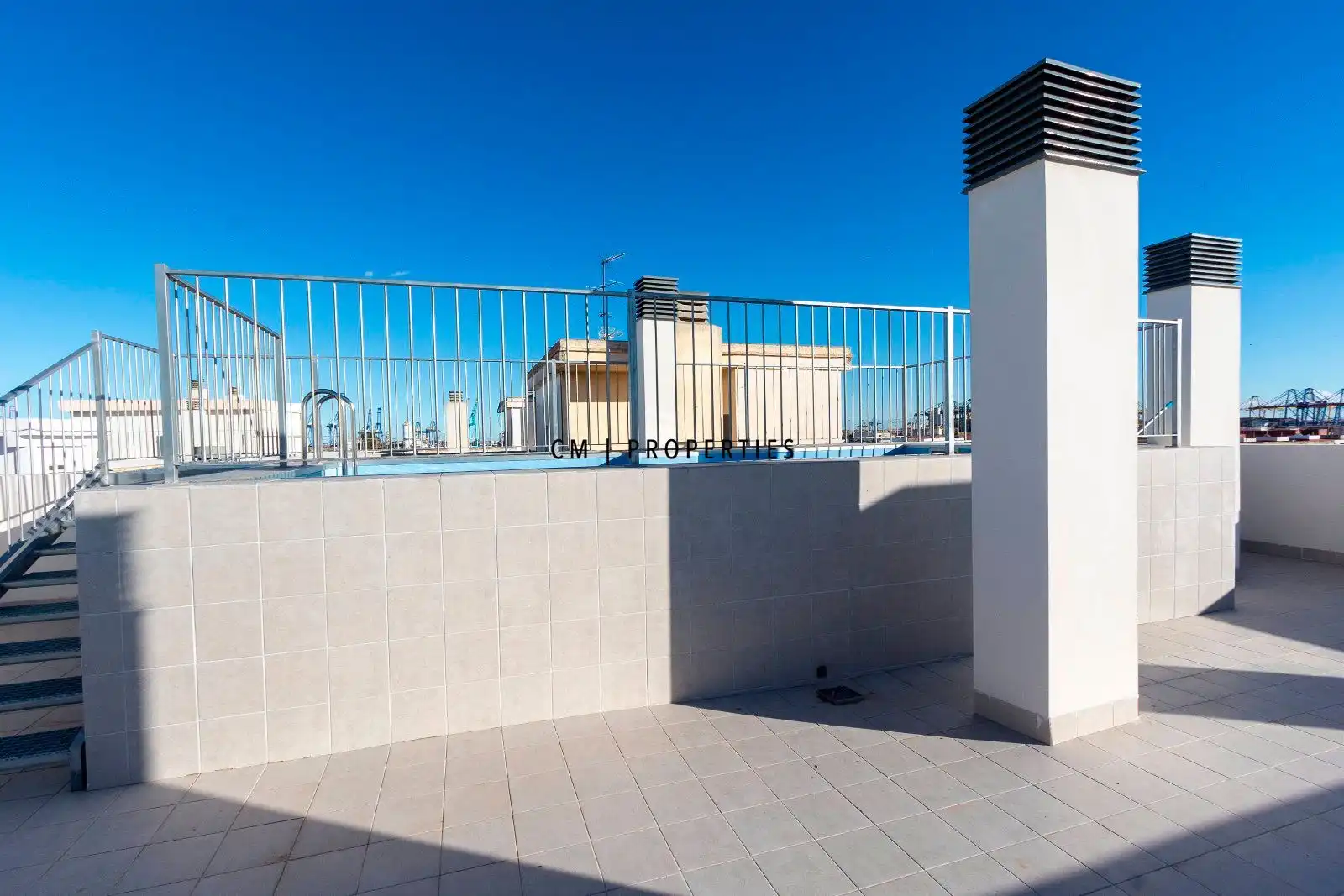 Terraza de Piso de alquiler en Valencia con Terraza, Trastero y Piscina