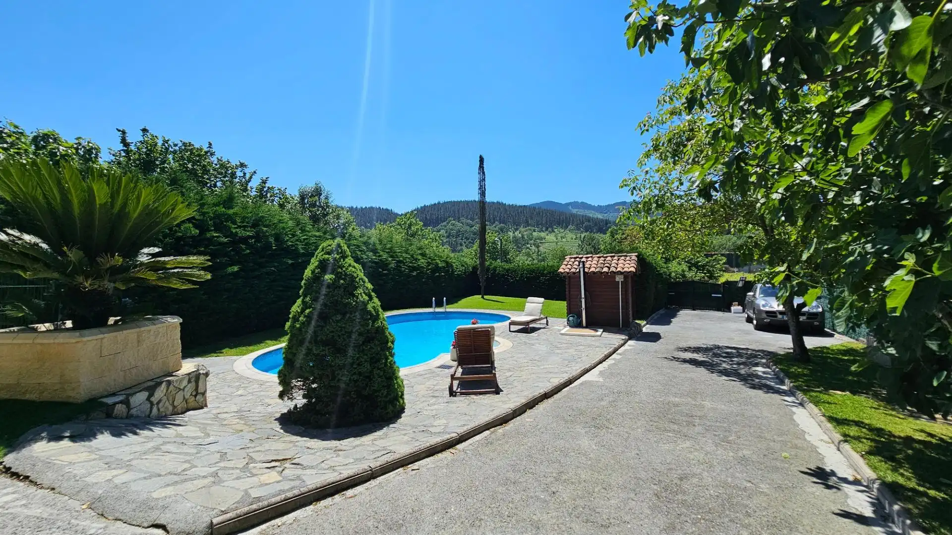 Piscina de Casa o xalet en venda en Güeñes amb Aire condicionat, Calefacció i Jardí privat