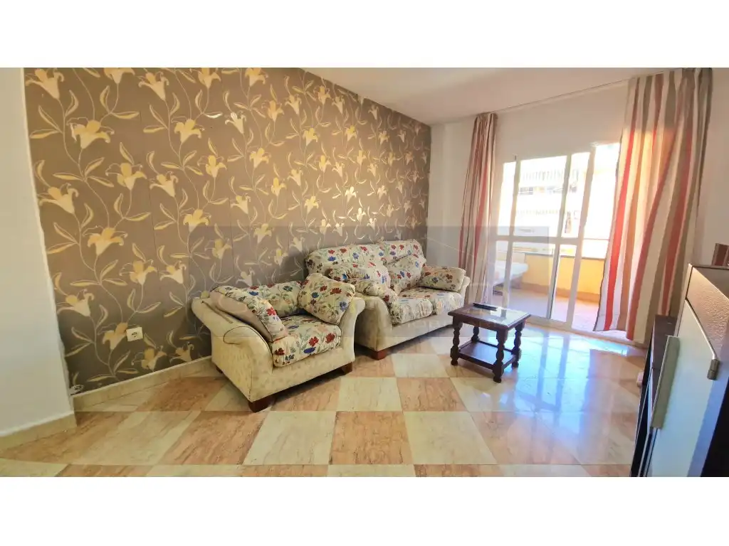 Vista exterior de Apartamento en venta en Manilva con Terraza y Piscina