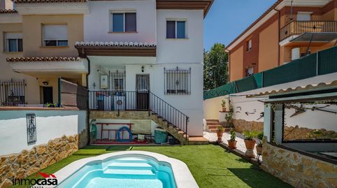 Foto 5 de Casa adosada en venta en Calle Calle Pablo Picasso, Jun, Granada