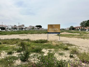Wohnbaugrundstück zum Verkauf in Carrer Pla de Roses 8