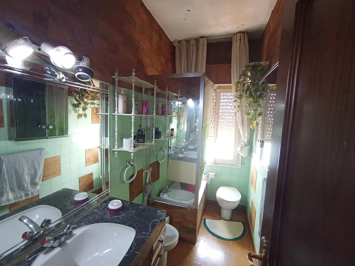 Baño de Piso en venta en  Logroño con Calefacción, Trastero y Amueblado