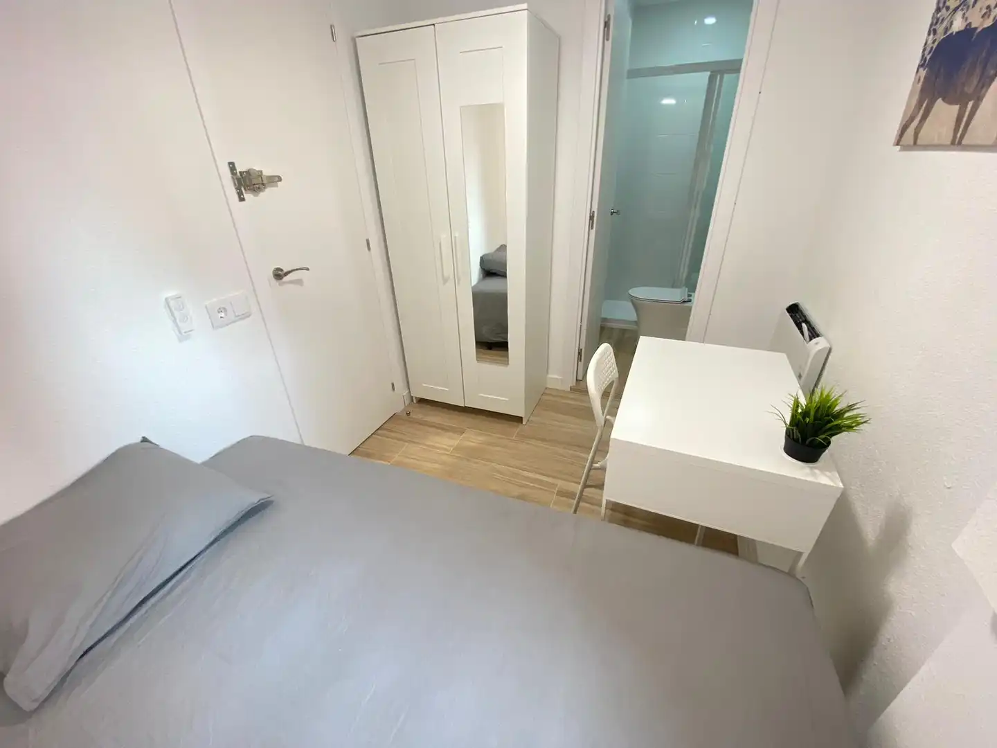 Room in Calle de la Garganta de Aísa, 1, Numancia