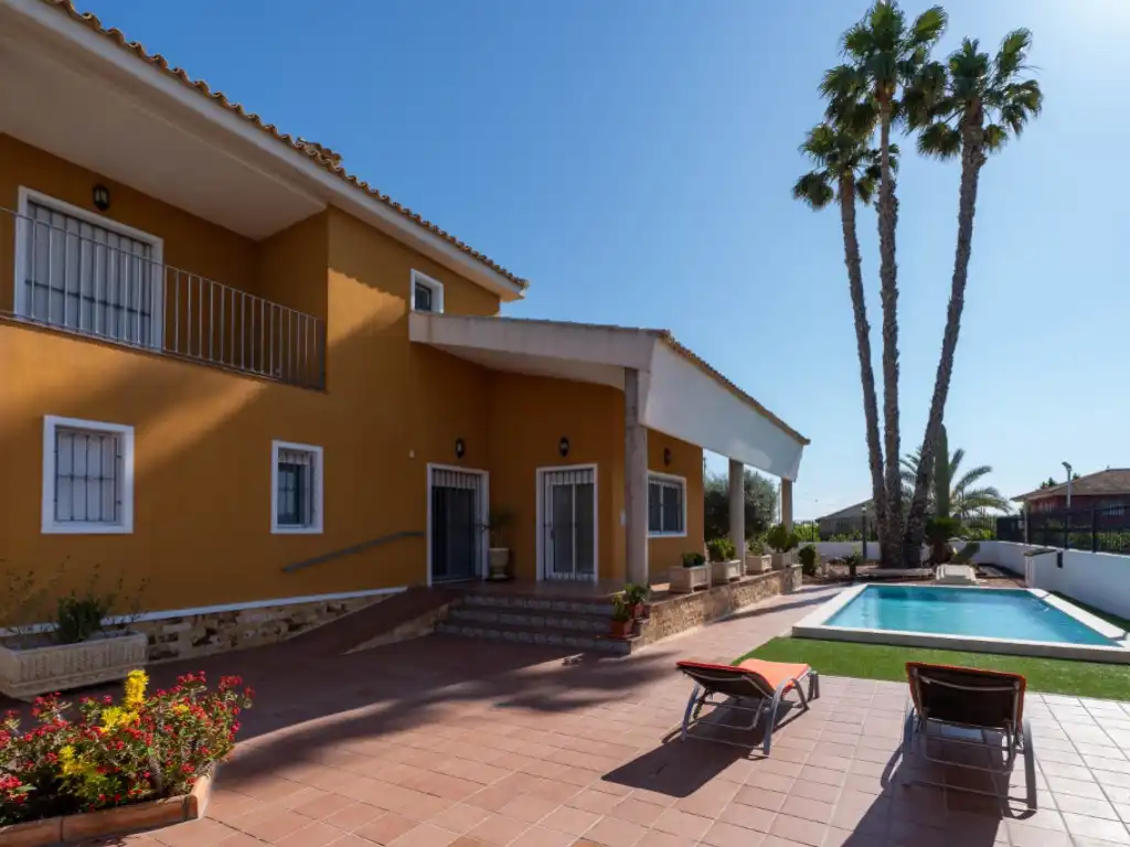 Casa o xalet en venda a Calle Cmo Fabregat, Desamparados - Hurchillo - Torremendo