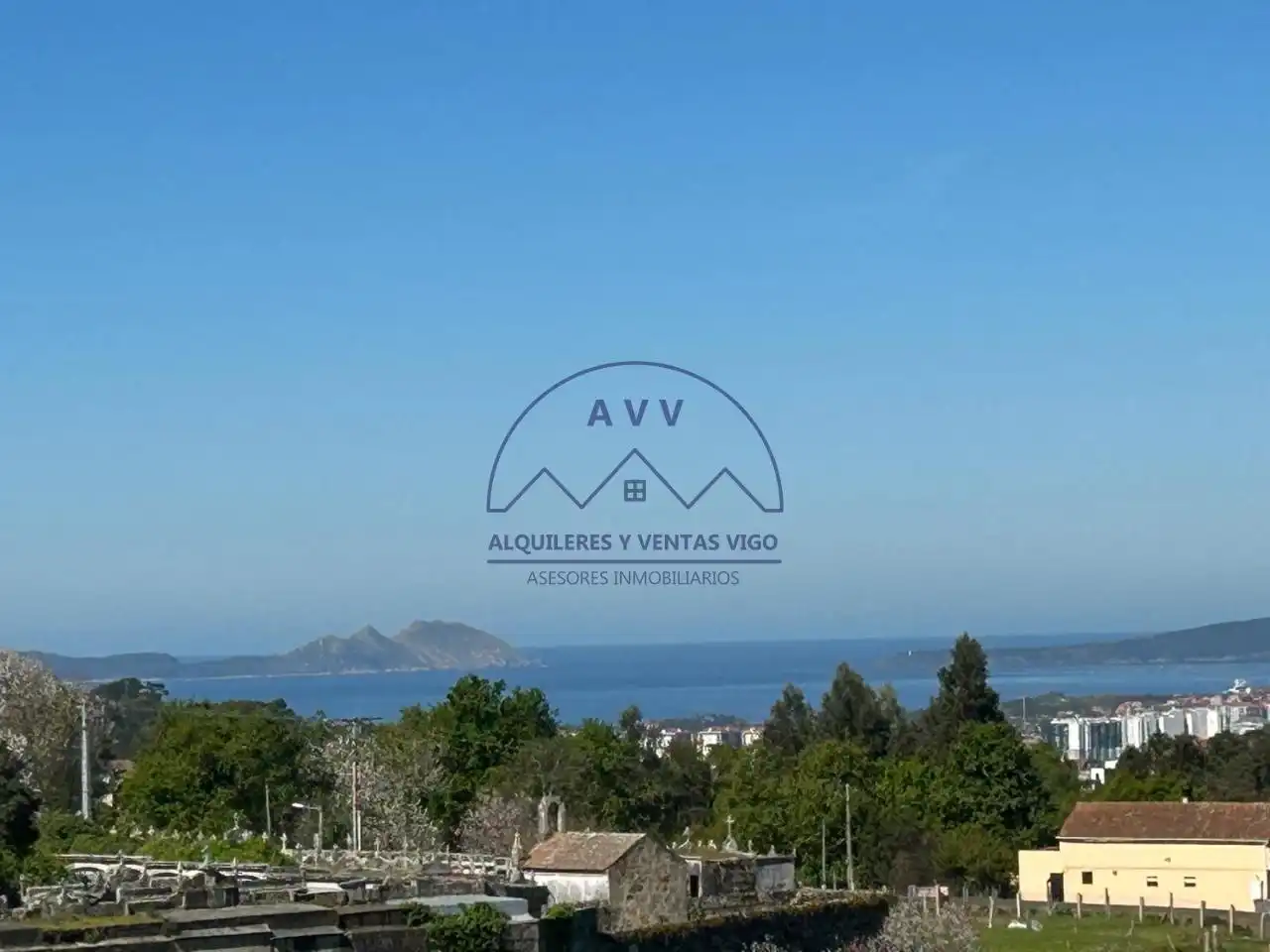 Casa o chalet en venta en Vigo  con Calefacción, Jardín privado y Terraza