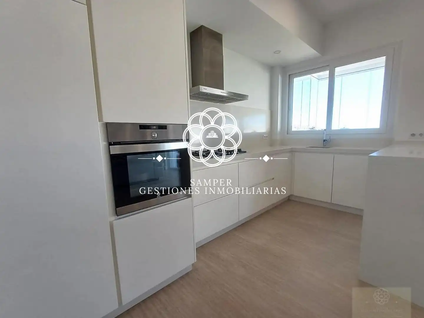 Kitchen of Houses for sale in Sanlúcar de Barrameda  with Swimming Pool