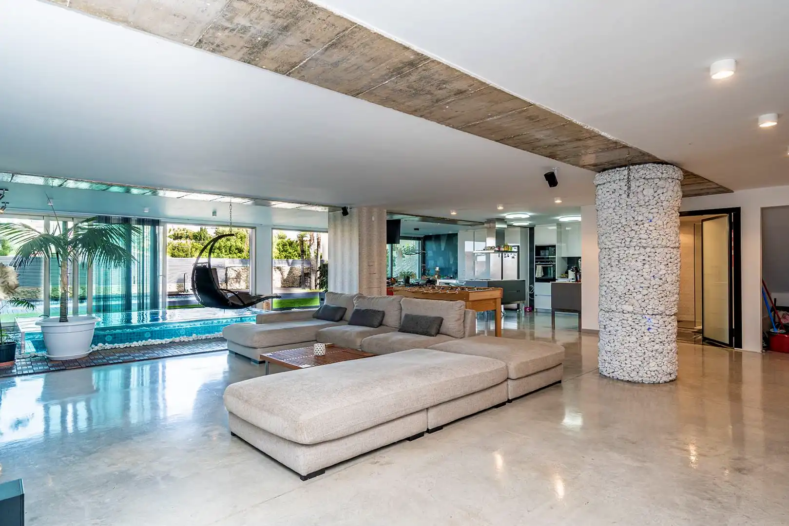 Sala d'estar de Casa o xalet de lloguer en Torrevieja amb Aire condicionat, Calefacció i Jardí privat