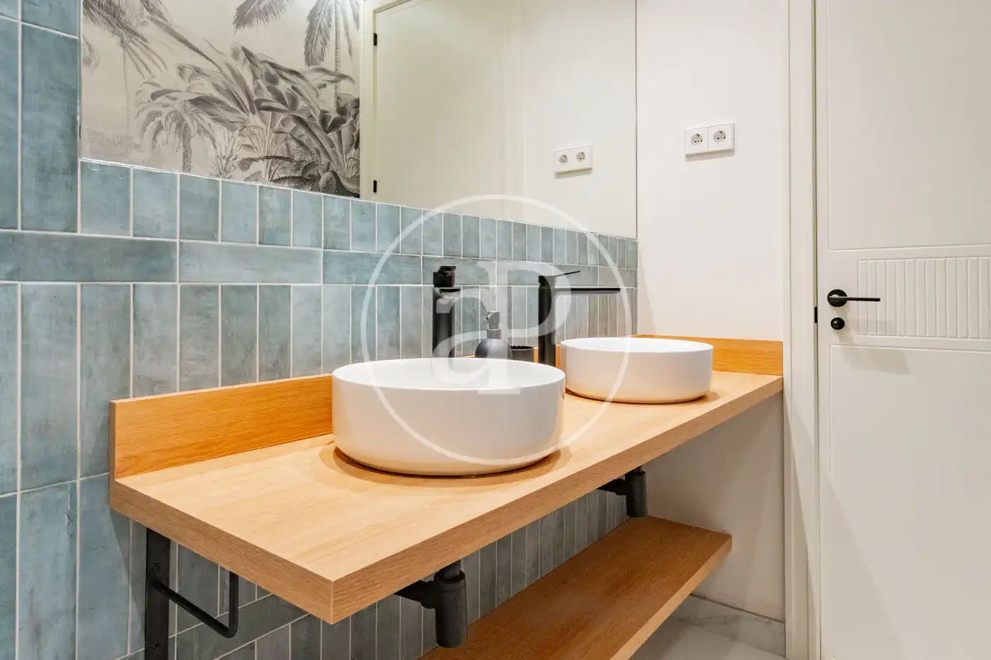 Baño de Piso en venta en Madrid con Aire acondicionado, Calefacción y Terraza