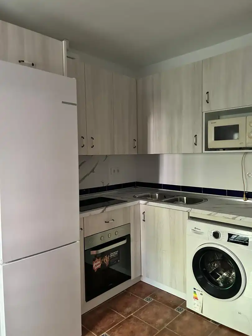 Cuina de Casa o xalet de lloguer en Jaén amb Calefacció i Piscina