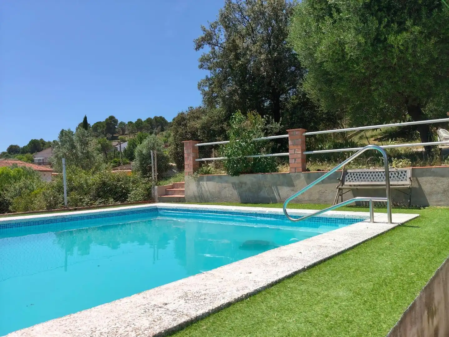 Piscina de Casa o xalet en venda en Olesa de Montserrat amb Calefacció, Terrassa i Alarma