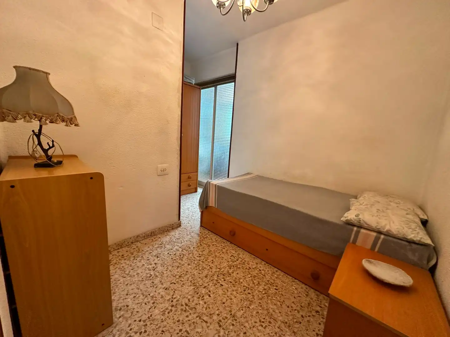 Habitación de Piso en venta en Valencia con Amueblado, Horno y Balcón