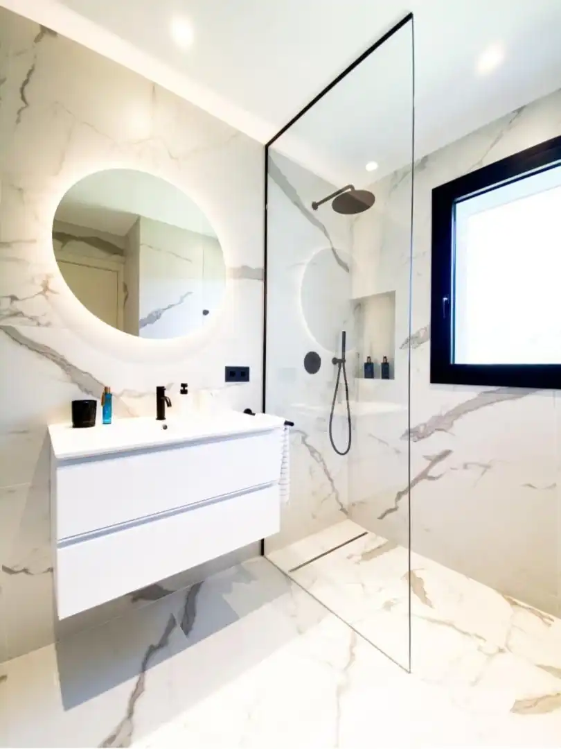 Baño de Casa o chalet de alquiler en Castell d'Aro, Platja d'Aro i s'Agaró con Aire acondicionado, Calefacción y Jardín privado