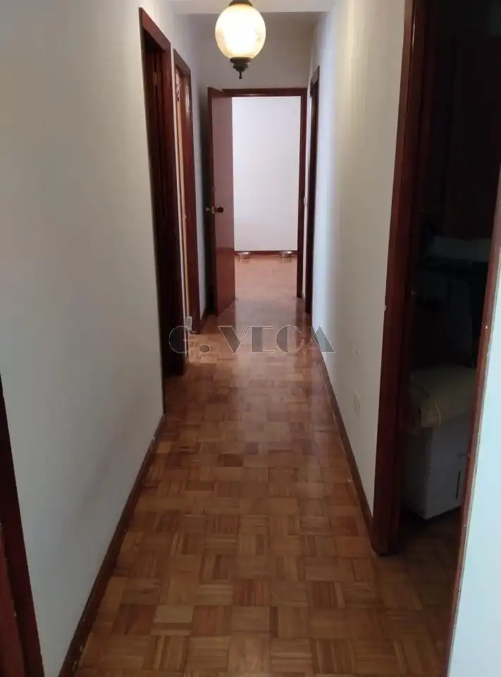 Pis en venda en Vigo  amb Parquet i Traster