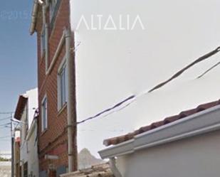 Vista exterior de Casa o xalet en venda en Saelices amb Terrassa