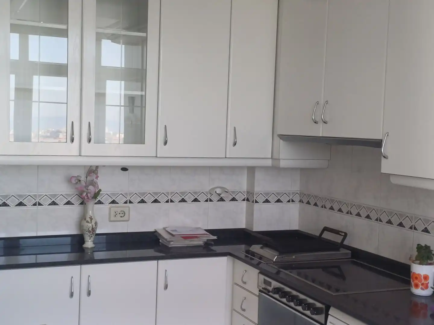 Kitchen of Flat for sale in A Coruña Capital   with Heating, Terrace and Storage room