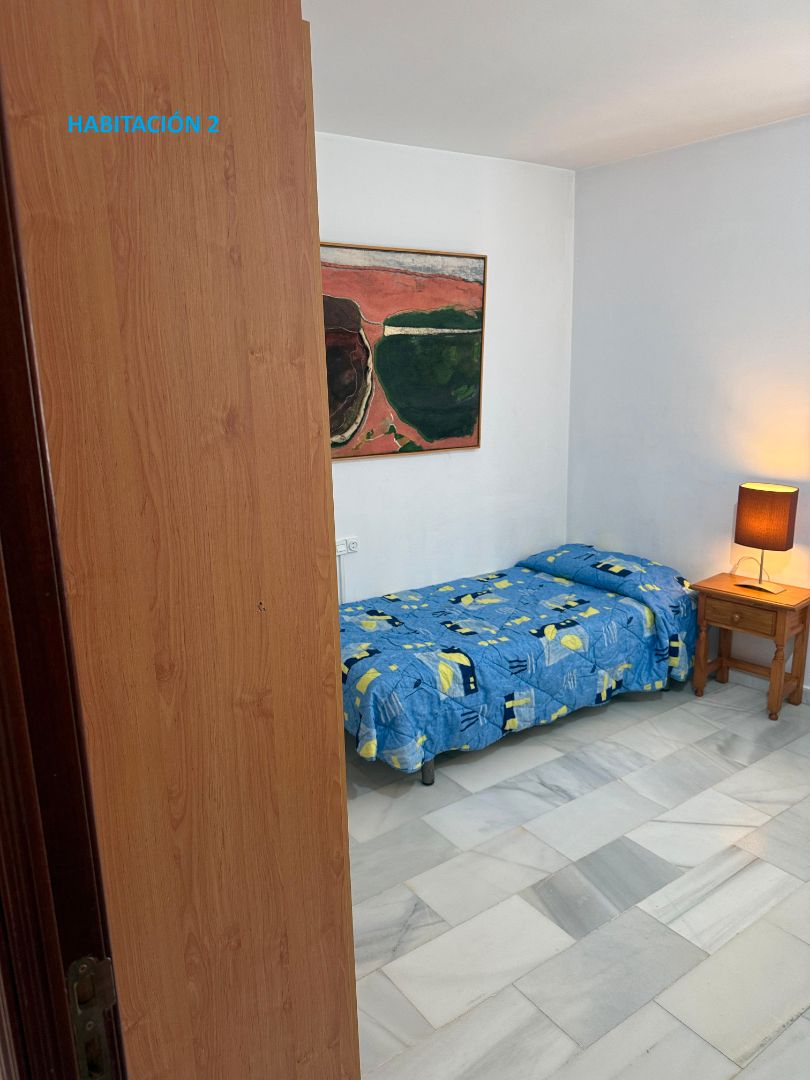 Bedroom of Flat to rent in  Granada Capital  with Heating, Furnished and Washing machine