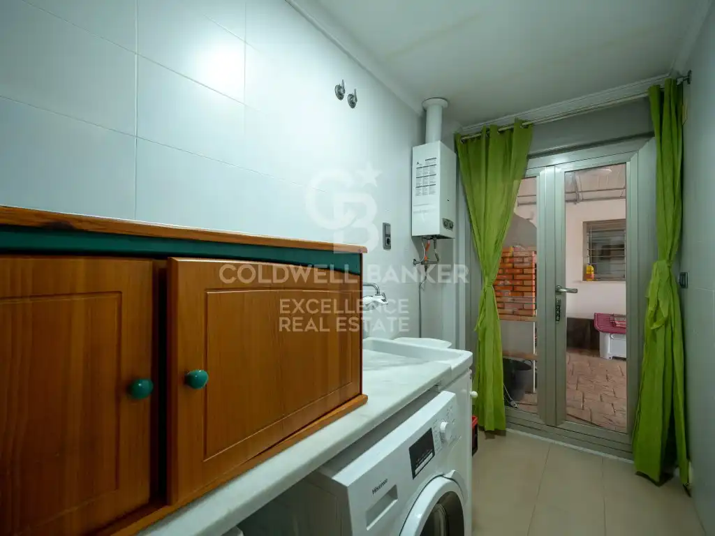 Kitchen of Houses for sale in Oliva  with Air Conditioner, Terrace and Swimming Pool