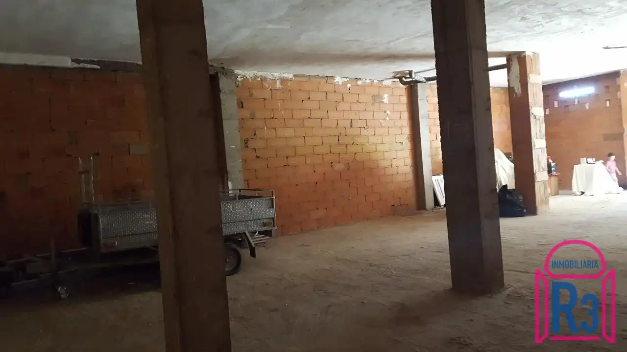 Local comercial en venda a Dama de Arintero, imagen 4