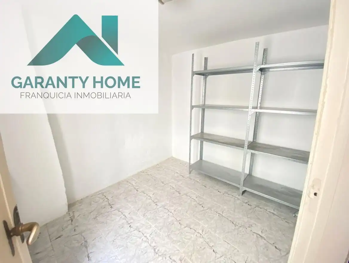 Houses for sale in Jaén  with Air Conditioner, Terrace and Storage room