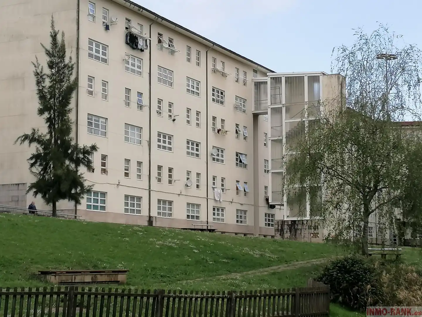 Vista exterior de Piso en venta en Vigo  con Trastero