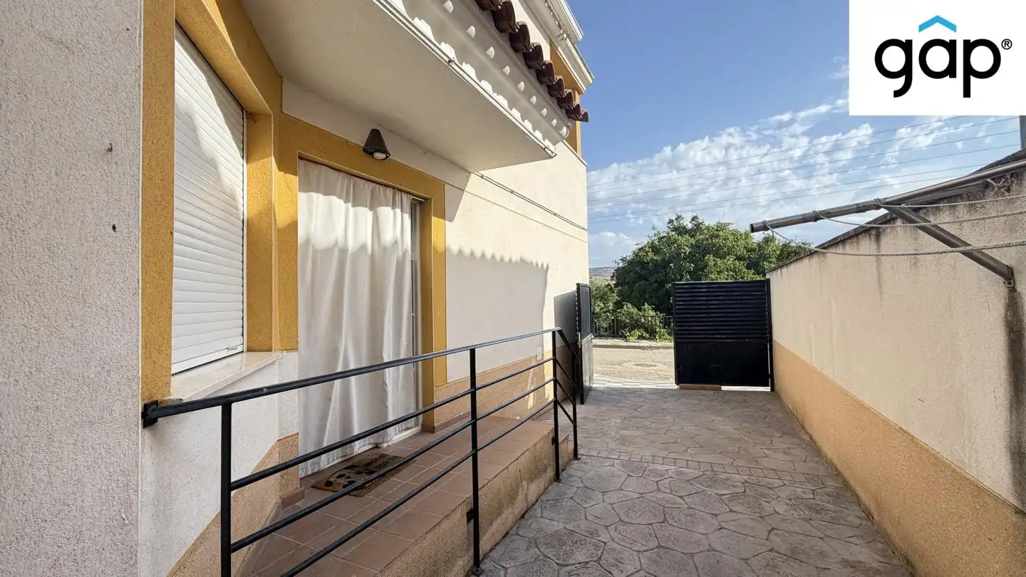 Vista exterior de Casa o xalet en venda en Cuenca
