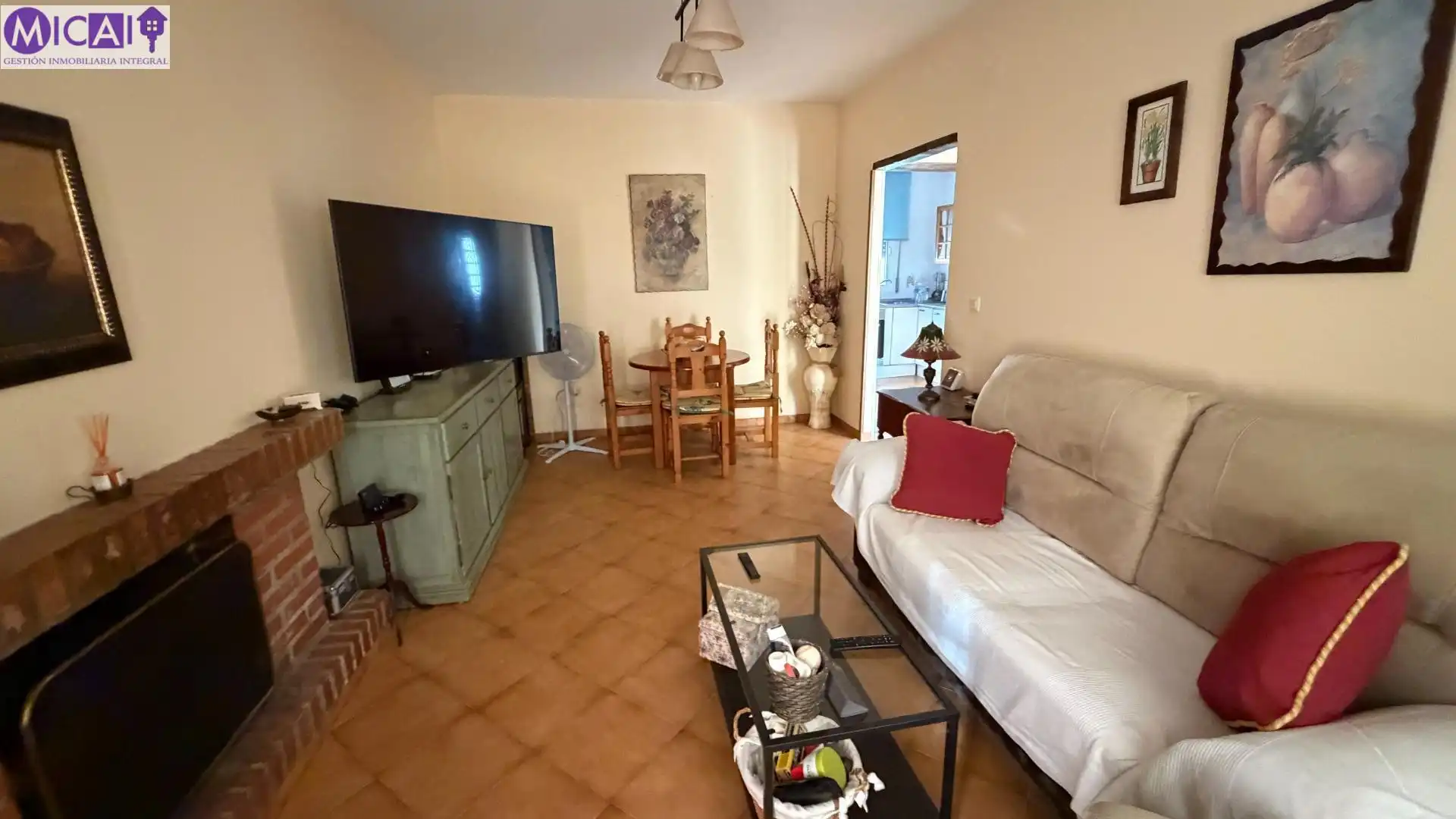 Sala d'estar de Casa o xalet en venda en Chiclana de la Frontera amb Jardí privat, Traster i Piscina
