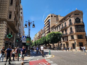 Pis amb ascensor en venda a Calle Colón 12