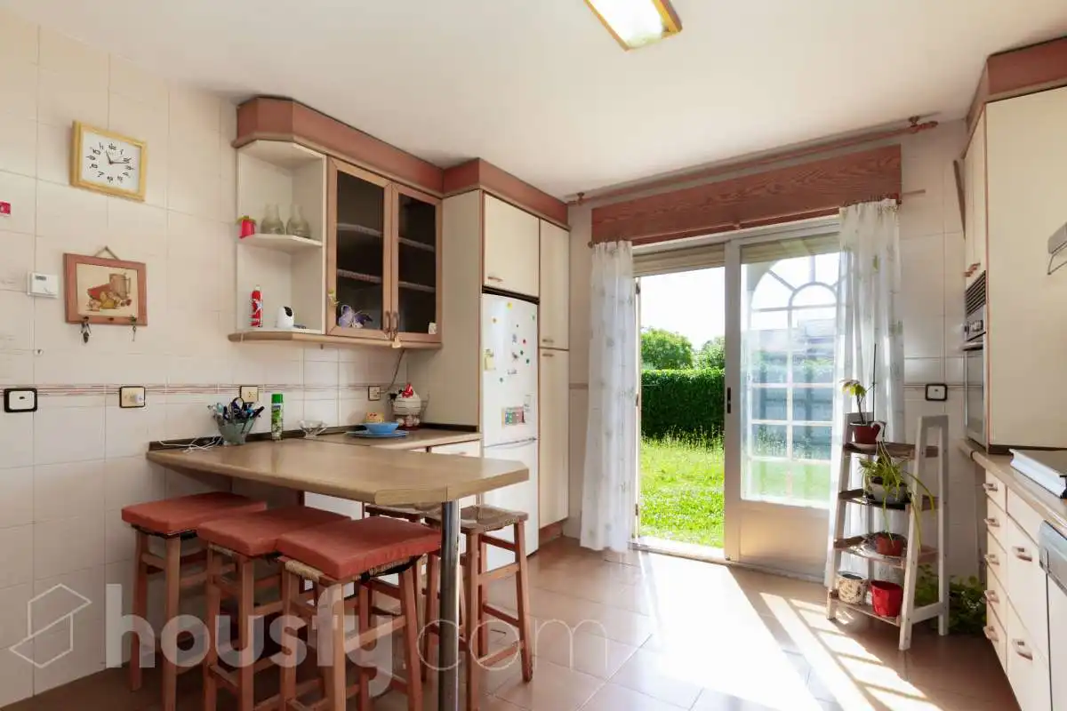 Cocina de Casa o chalet en venta en Azuqueca de Henares con Calefacción, Jardín privado y Terraza