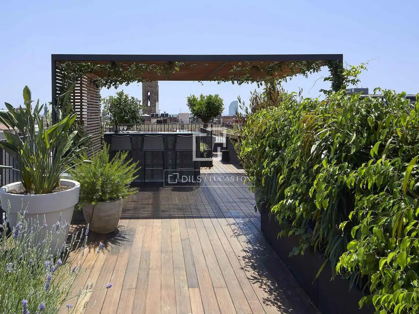 Terrasse von Dachboden zum Verkauf in Barcelona mit Klimaanlage, Heizung und Parkett