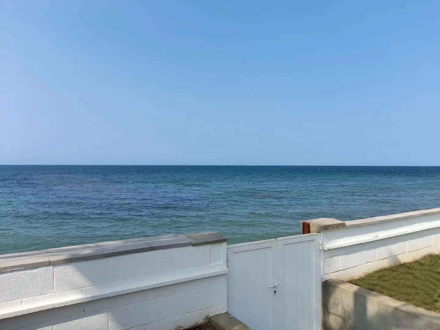 Vista exterior de Casa o xalet en venda en Dénia amb Aire condicionat, Calefacció i Jardí privat