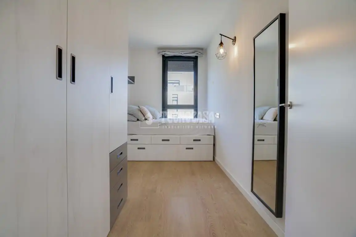 Habitación de Piso en venta en L'Hospitalet de Llobregat con Balcón