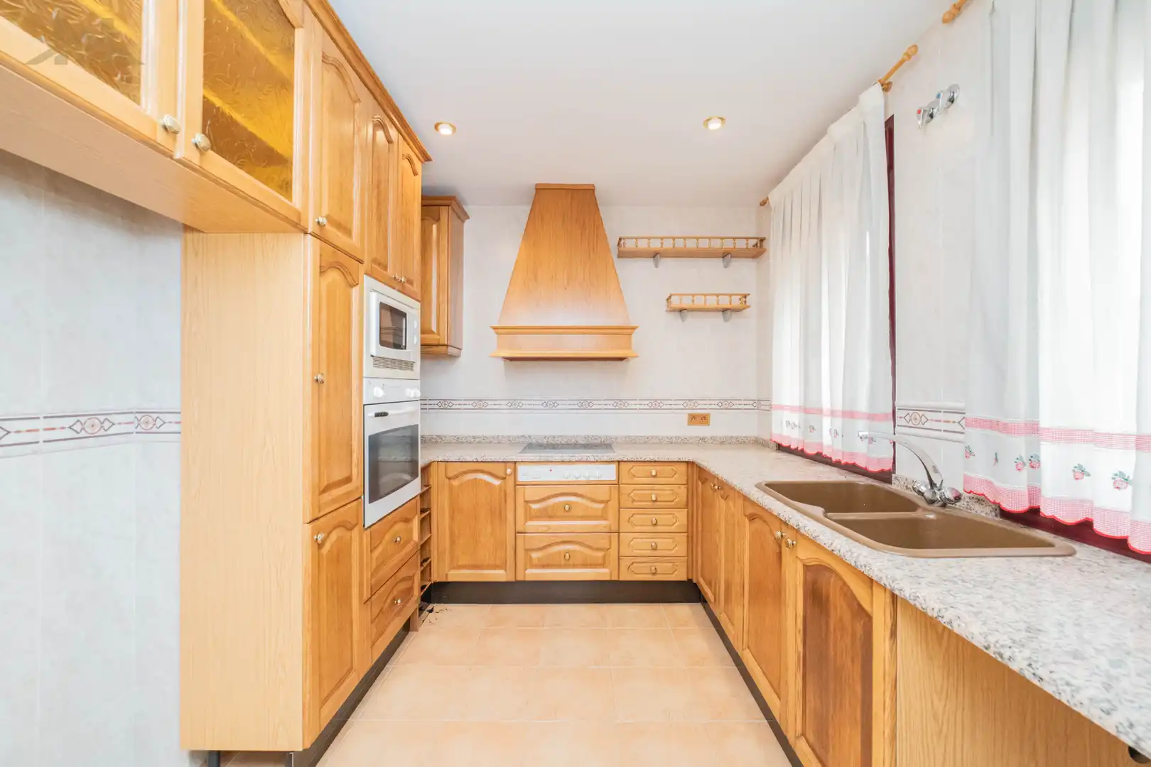 Cocina de Casa o chalet en venta en Cubas de la Sagra con Jardín privado, Terraza y Piscina
