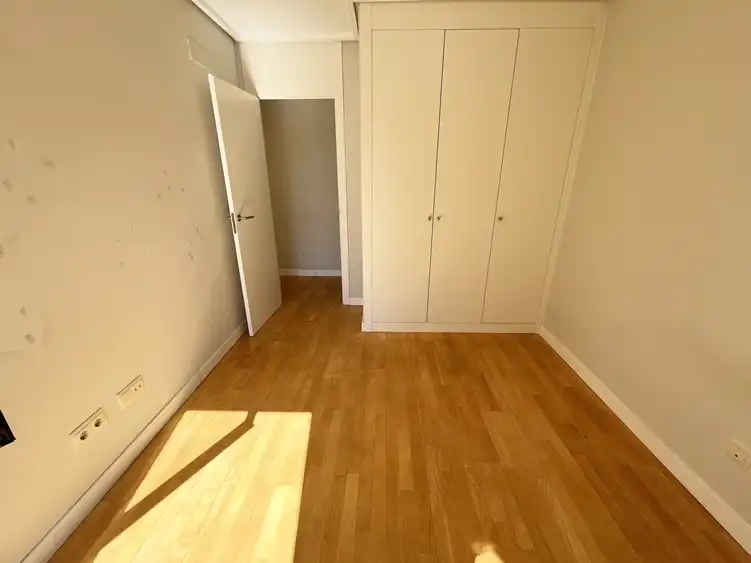 Piso de alquiler en Calle de Toques, Las Tablas