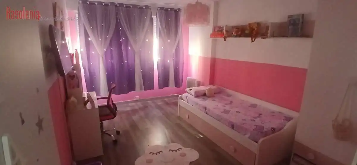 Habitación de Piso en venta en Cambre  con Calefacción, Trastero y Amueblado