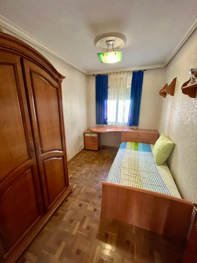 Habitación de Piso en venta en Segovia con Calefacción, Terraza y Trastero