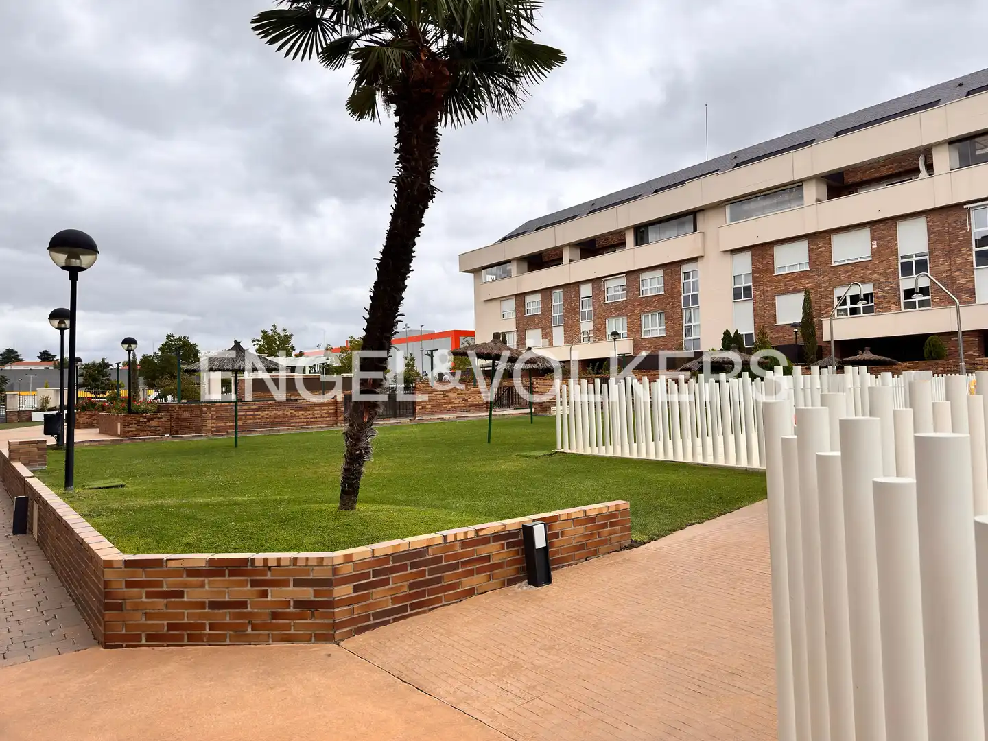 Exterior view of Flat for rent in Majadahonda  with Air Conditioner, Heating and Private garden