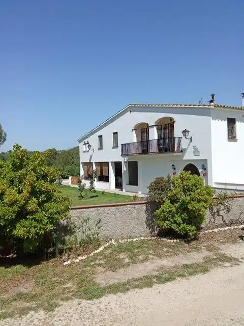 Vista exterior de Casa o xalet en venda en Sant Llorenç d'Hortons amb Calefacció, Jardí privat i Terrassa