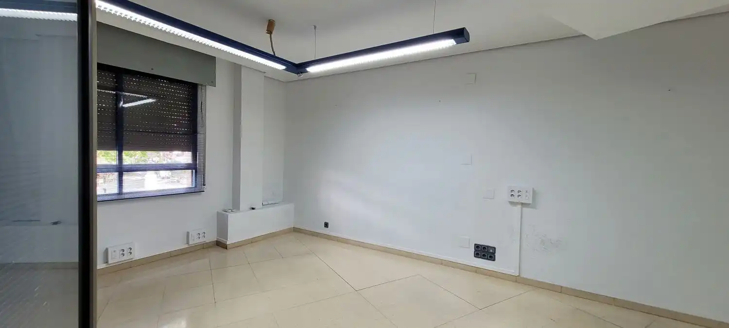Office for rent in Albacete  with Air Conditioner and Heating
