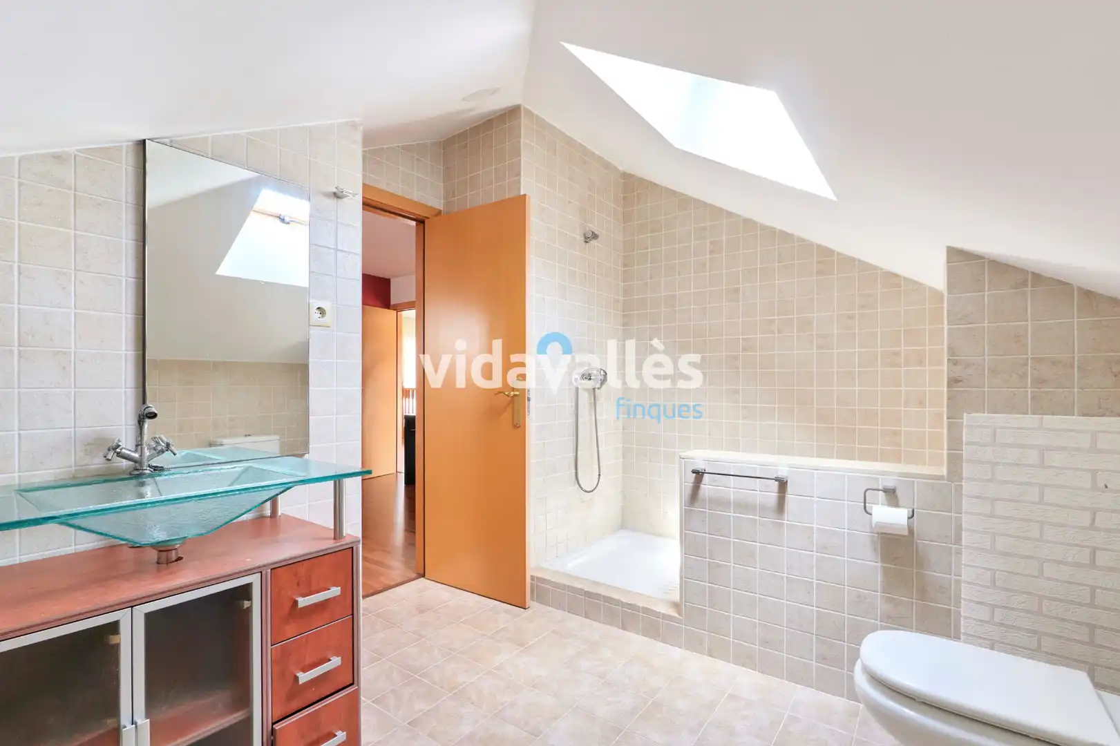 Baño de Casa o chalet en venta en Sant Celoni con Aire acondicionado, Calefacción y Jardín privado
