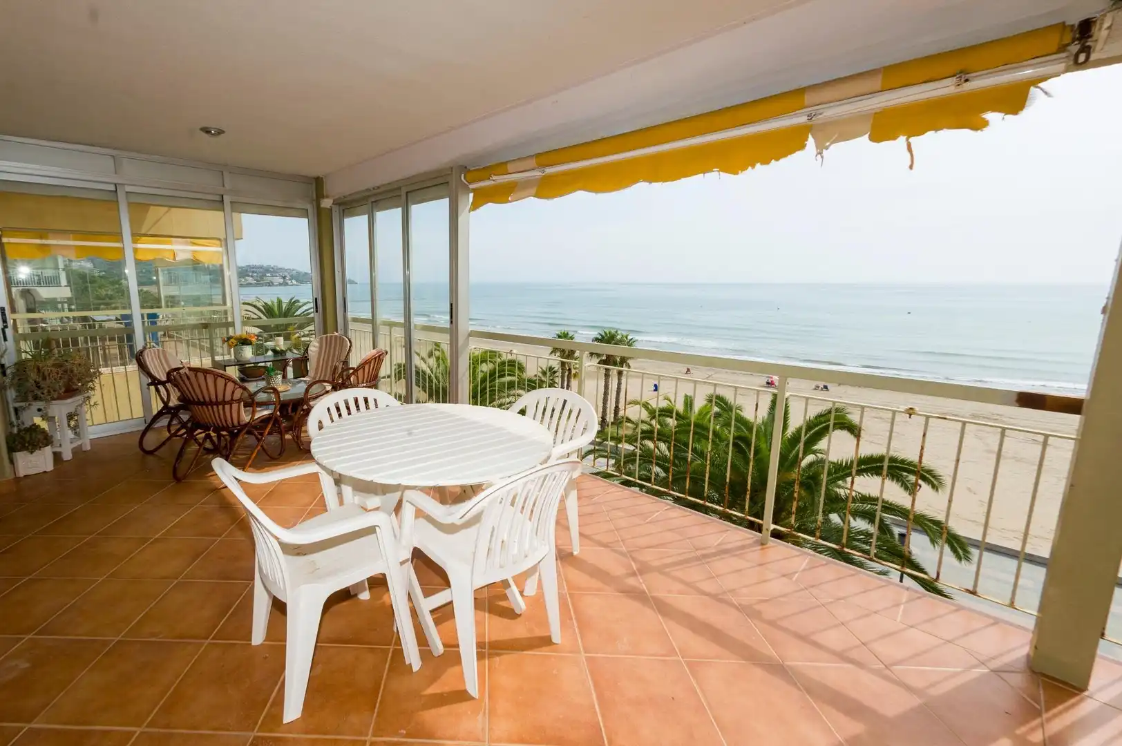 Apartamento con ascensor en venta en Passeig Marítimo Bernat Artola 30, imagen 5