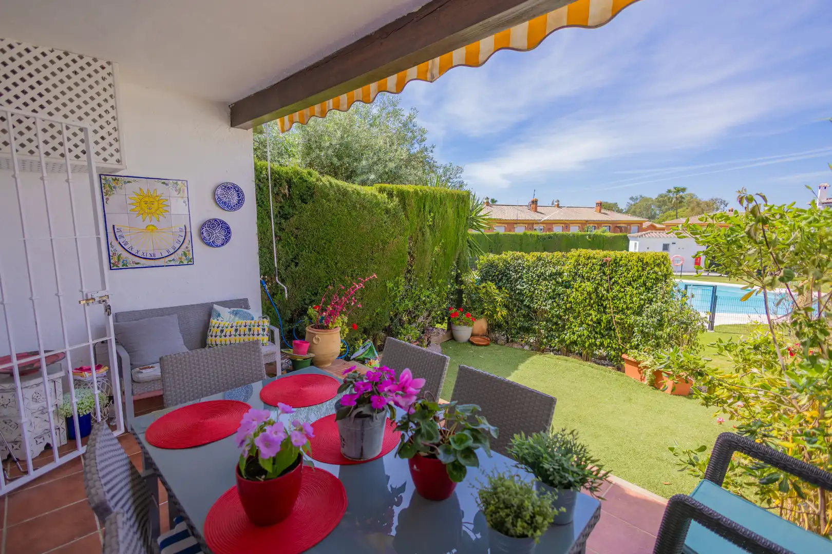 Terraza de Casa adosada en venta en Estepona con Aire acondicionado, Jardín privado y Terraza