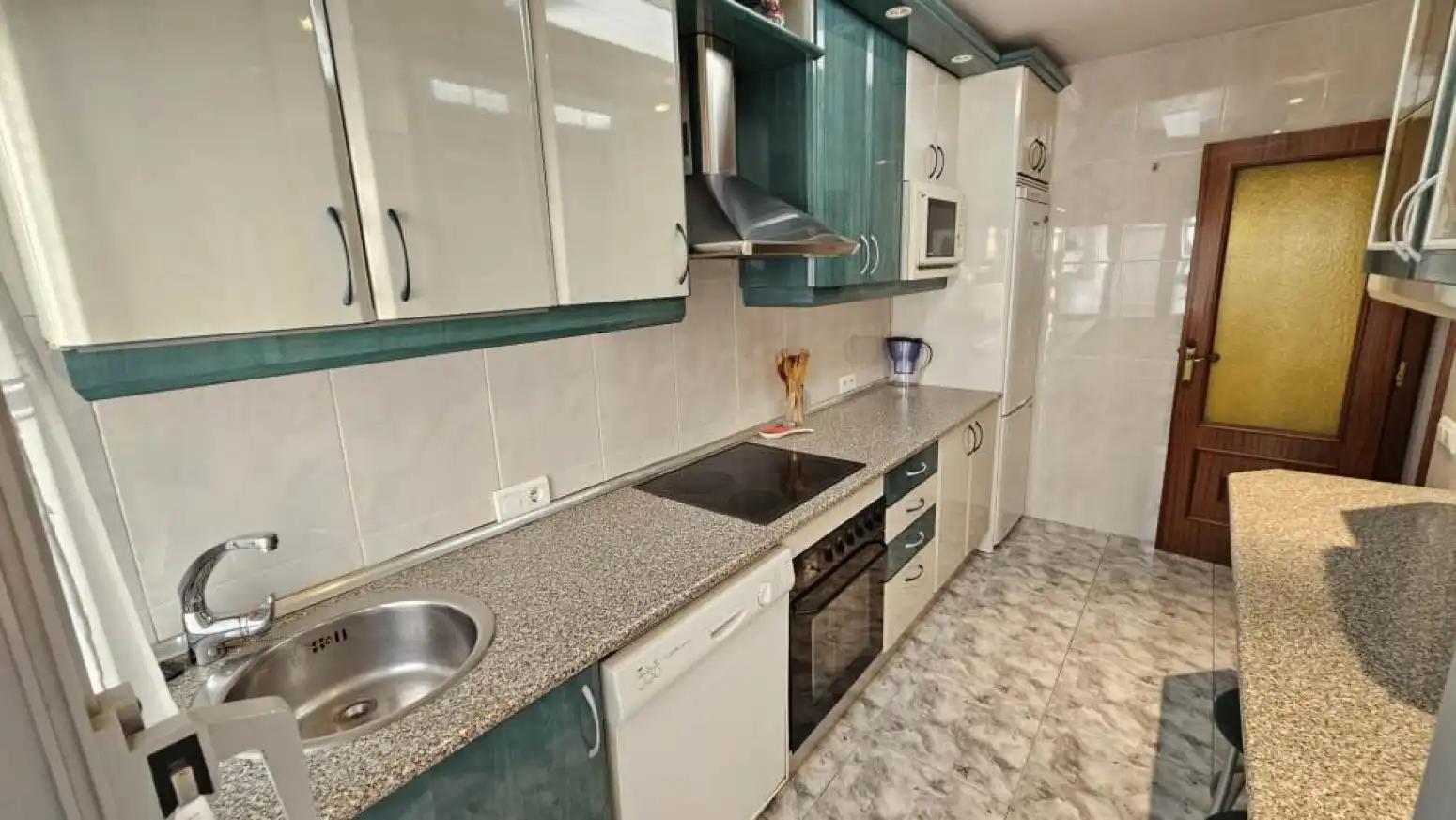 Cocina de Piso en venta en Salamanca con Calefacción, Terraza y Balcón