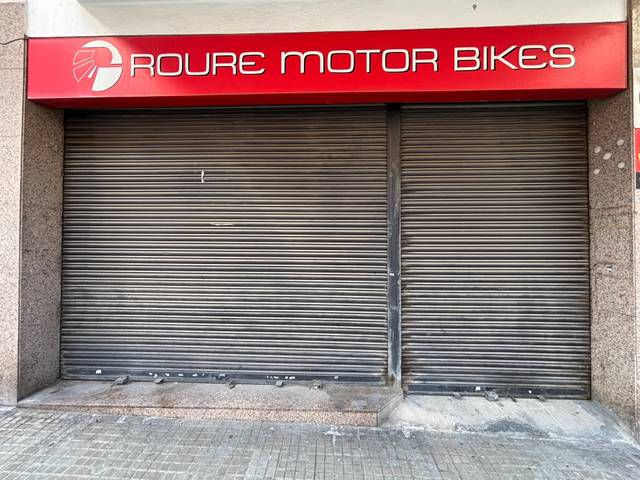 Local comercial en Alquiler en Carrer del Roure, 12 en La Roureda