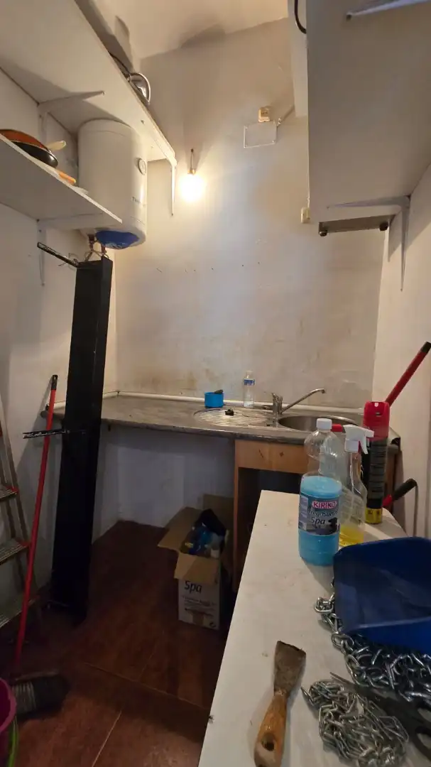 Cocina de Local en venta en Alcalá de Henares con Aire acondicionado y Amueblado