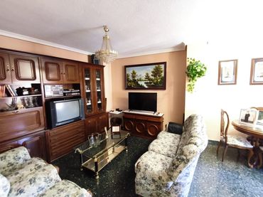Piso con ascensor en venta en HERREROS