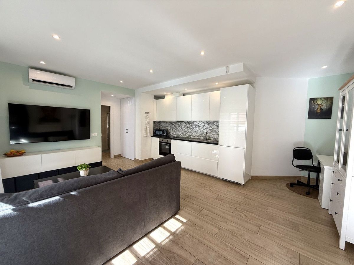 Sala d'estar de Planta baixa en venda en Fuengirola amb Aire condicionat, Calefacció i Terrassa