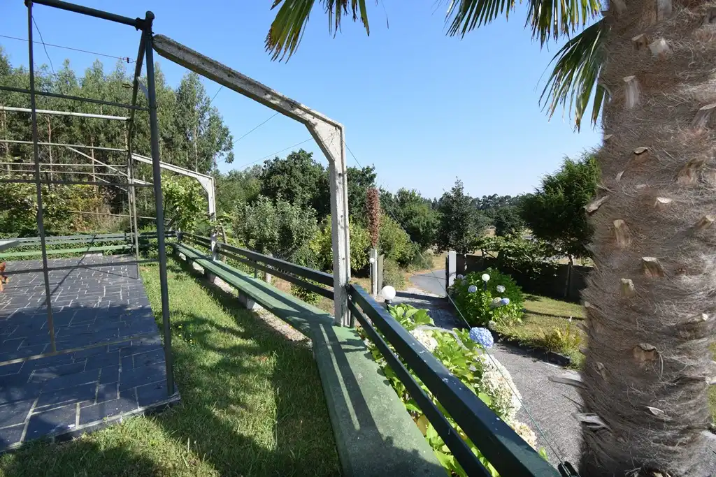 Jardí de Casa o xalet en venda en Pontedeume amb Calefacció, Jardí privat i Moblat