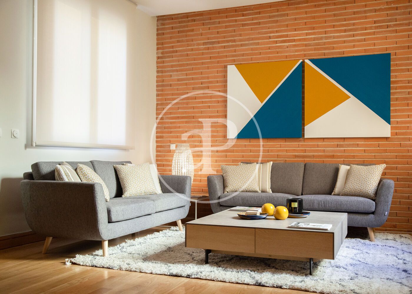 Living room of Flat for sale in  Madrid Capital  with Air Conditioner, Heating and Furnished